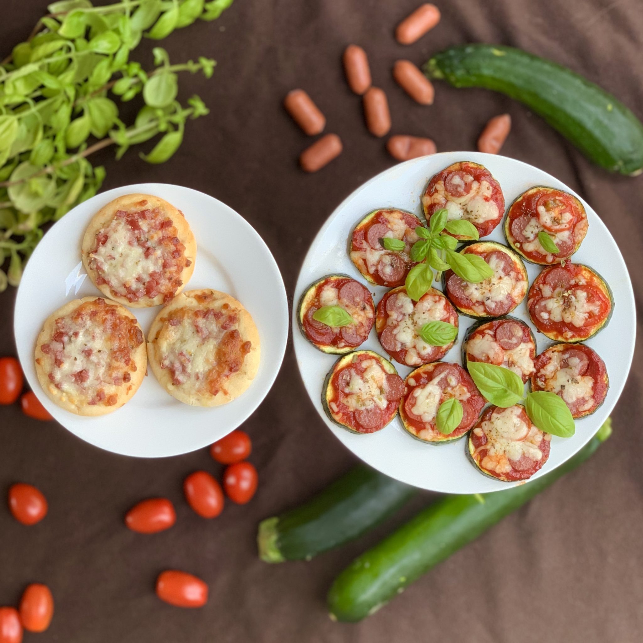 Zucchini-Salami Pizzen – selbstkreiert